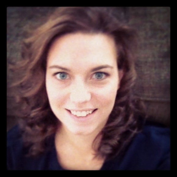 Meet your Posher, Amy - Picture 1 of 1